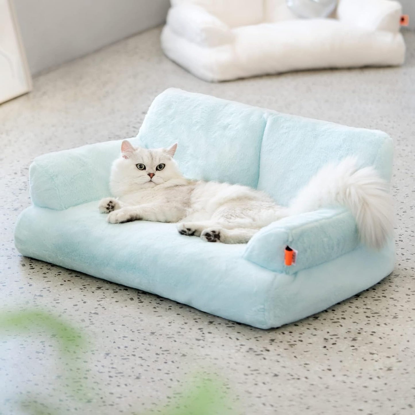 Plush Cat Bed – Washable Indoor Pet Couch with Non-Slip Bottom